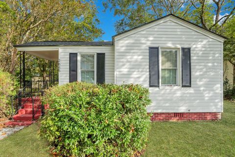 A home in North Charleston