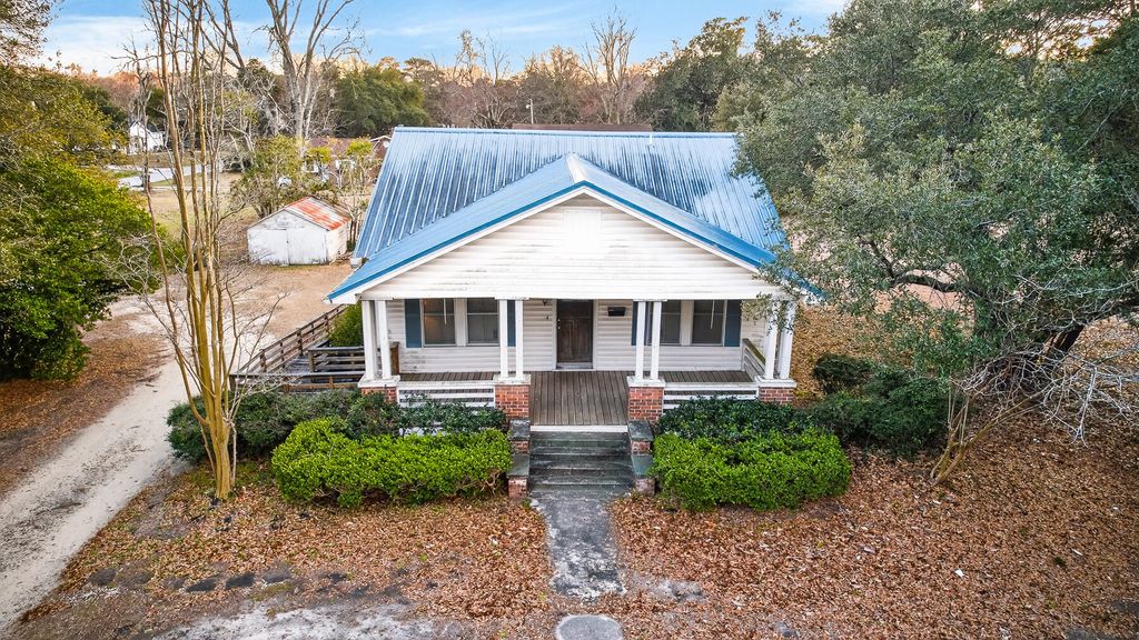 Photo of 219 W Main Street, Moncks Corner, SC 29461 (MLS # 26005336)