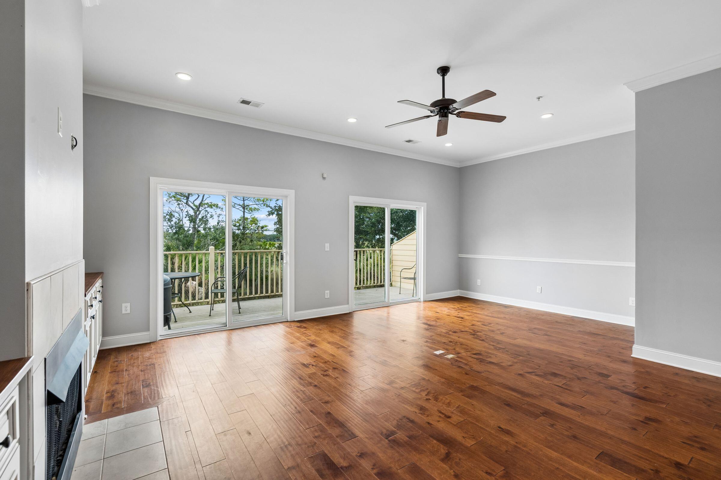 1010 Lighterman Way