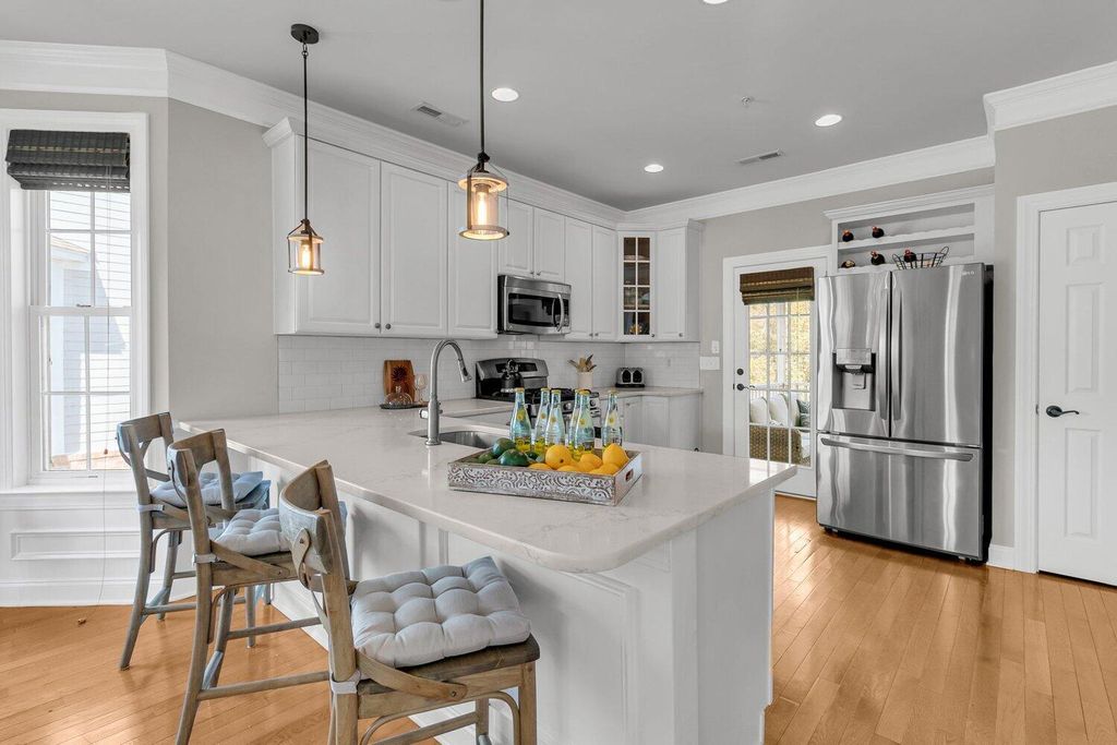 Photo of 3552 Bagley Drive, Mount Pleasant, SC 29466 (MLS # 26005889)