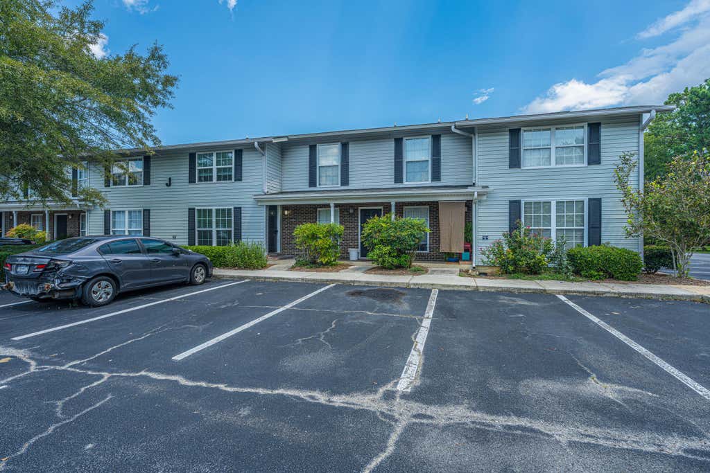 Photo of 2494 Etiwan Avenue #Unit 4j, Charleston, SC 29414 (MLS # 26023829)