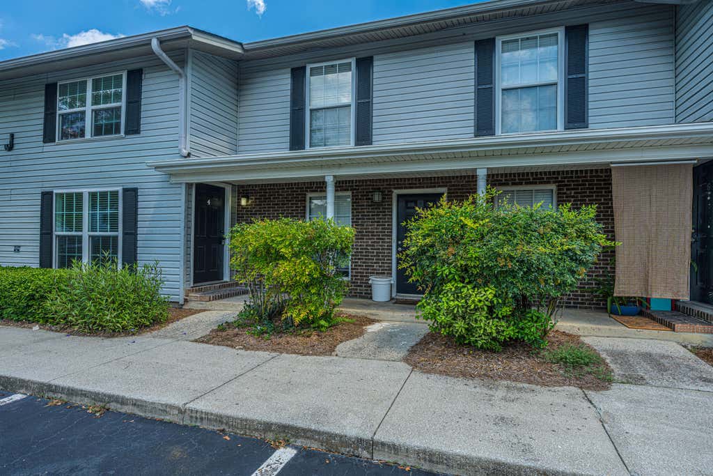 Photo of 2494 Etiwan Avenue #Unit 4j, Charleston, SC 29414 (MLS # 26023829)