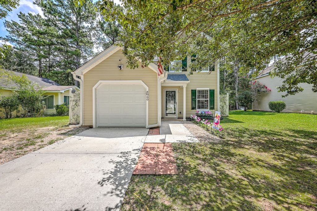 Photo of 4860 Hearthside Drive, Summerville, SC 29485 (MLS # 25027845)