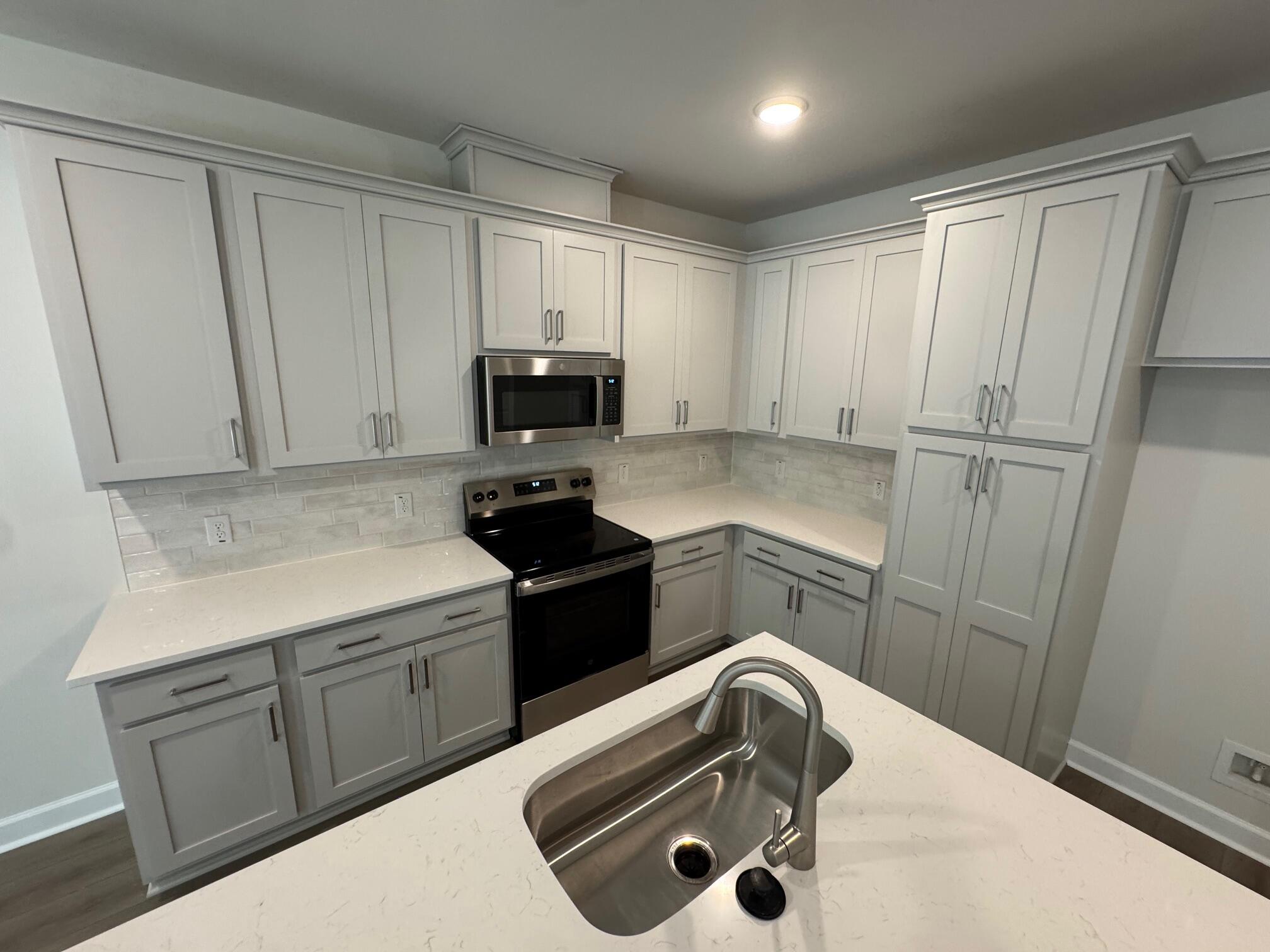 5046 Blackberry Lane Lane