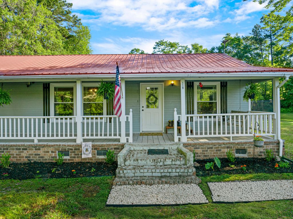 Photo of 119 Nyler Court, Moncks Corner, SC 29461 (MLS # 26012945)