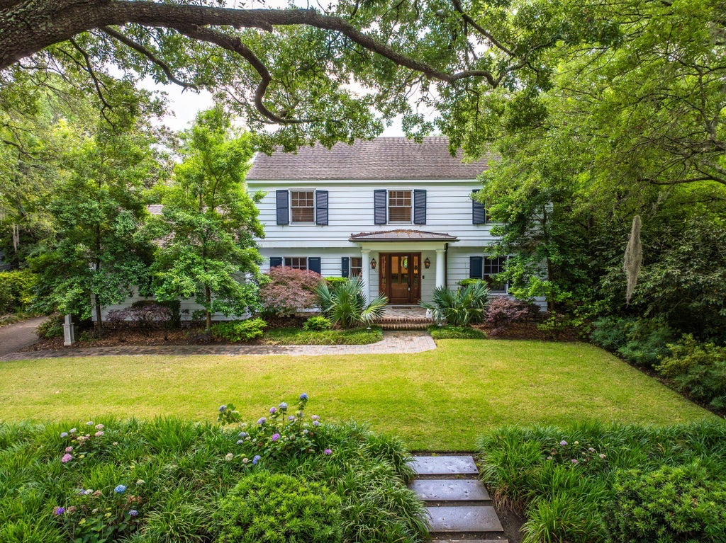 Photo of 7 Guerard Road, Charleston, SC 29407 (MLS # 26028350)