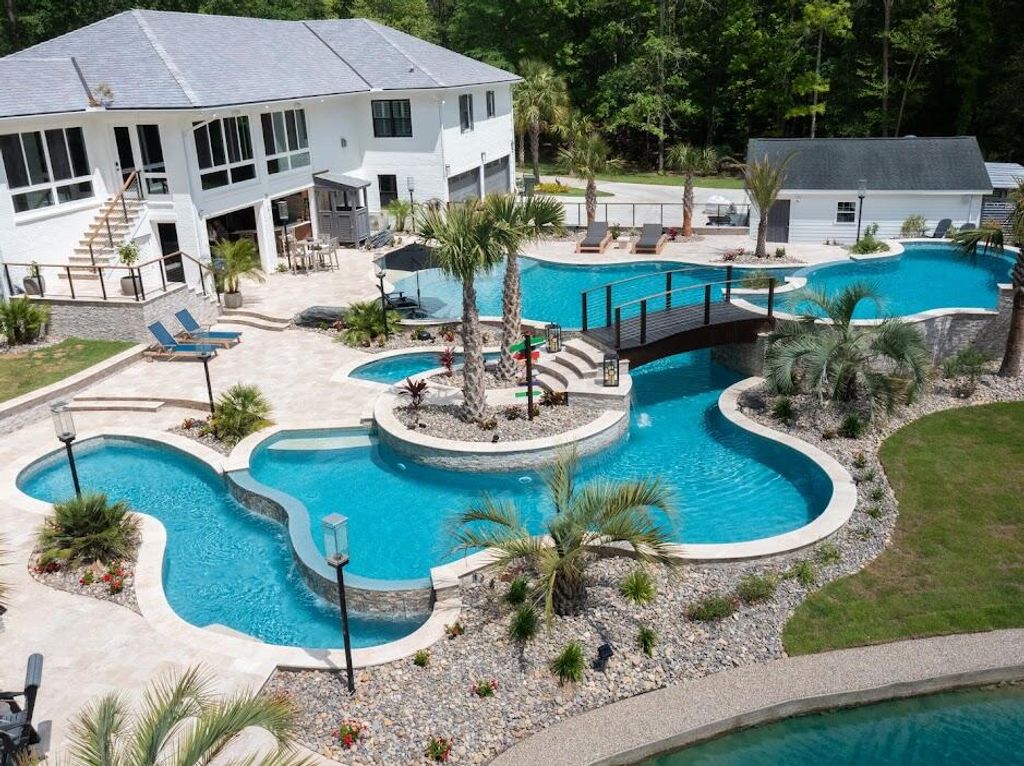 Photo of 521 Cypress Point Drive, Summerville, SC 29486 (MLS # 25025288)