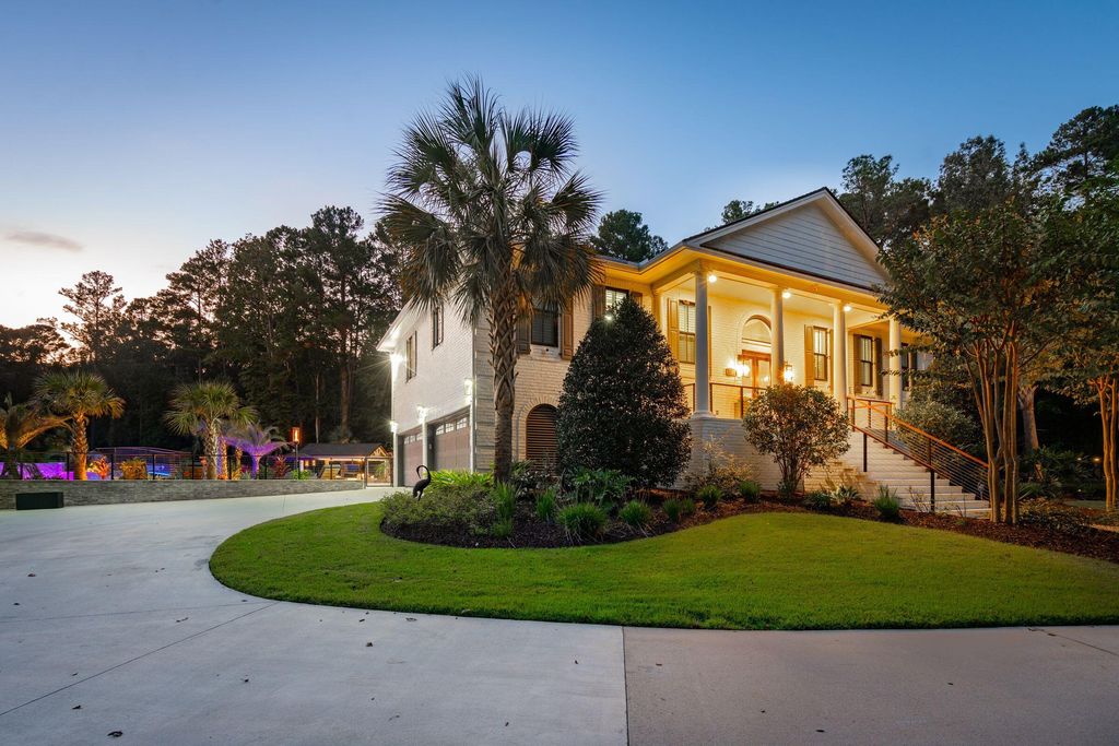 Photo of 521 Cypress Point Drive, Summerville, SC 29486 (MLS # 25025288)