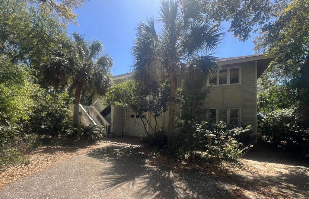 Photo of 3 Barnacle Row, Isle of Palms, SC 29451 (MLS # 26012450)