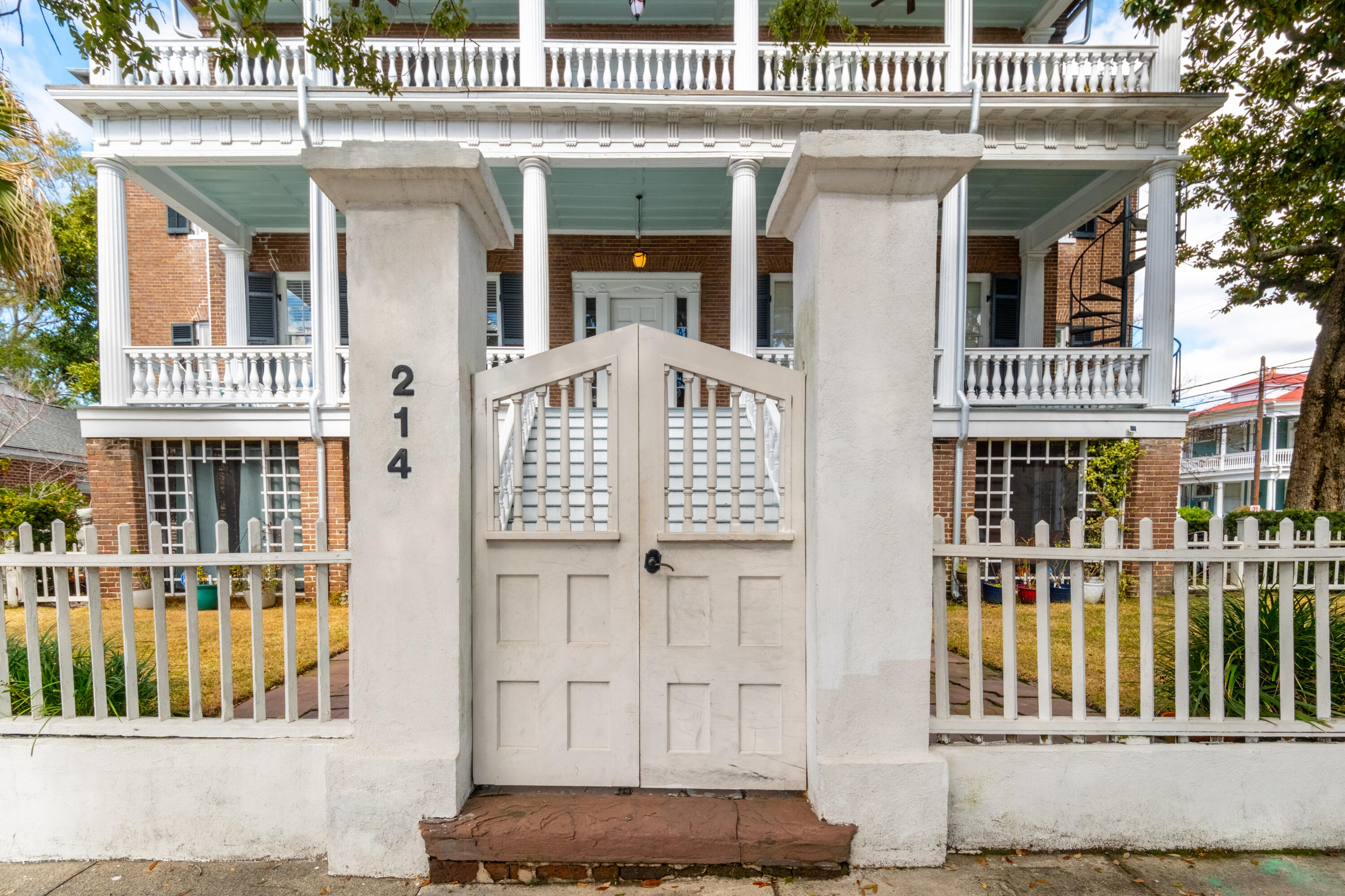 214 Calhoun Street 7