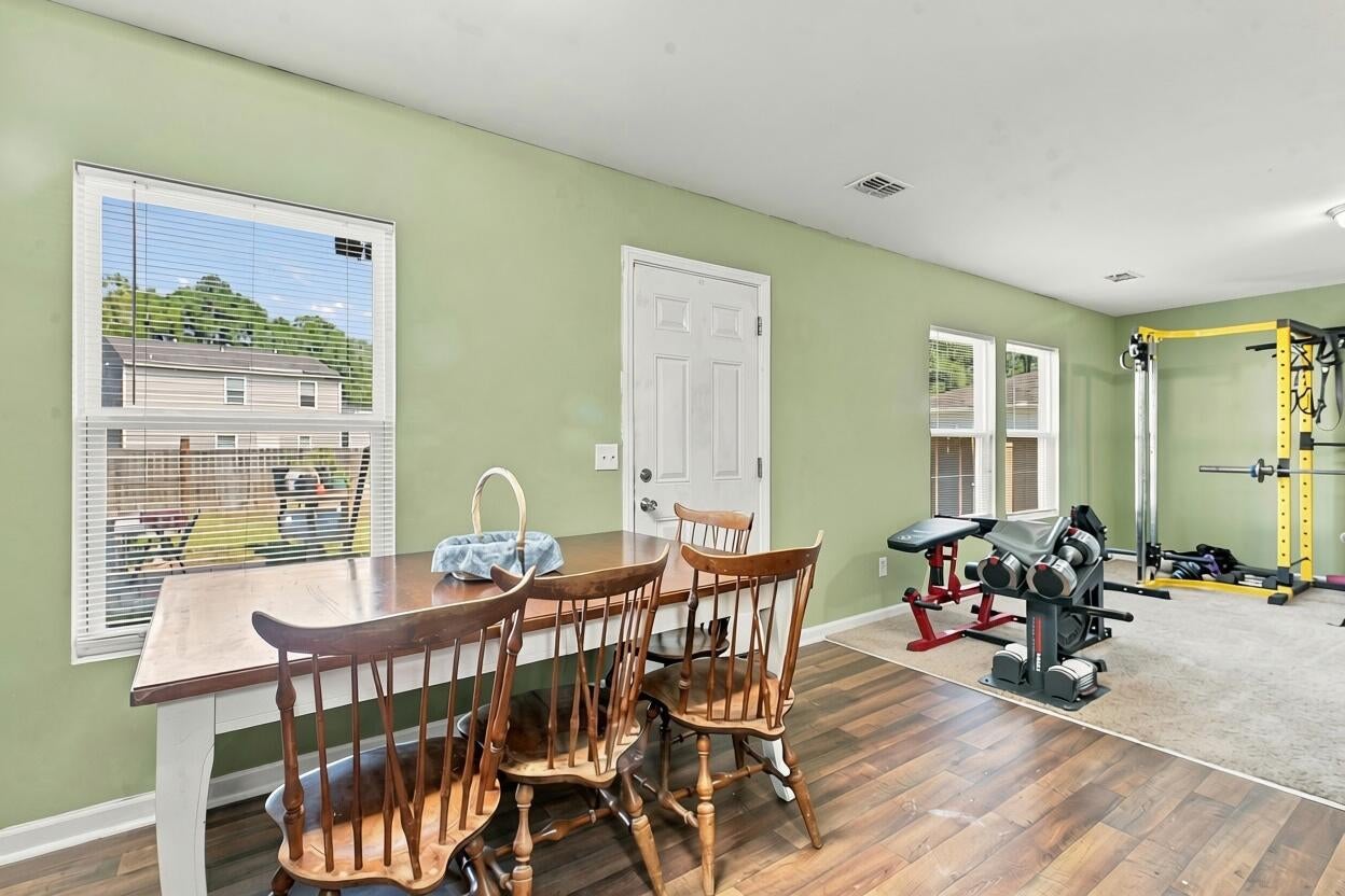 23 Colleton Court