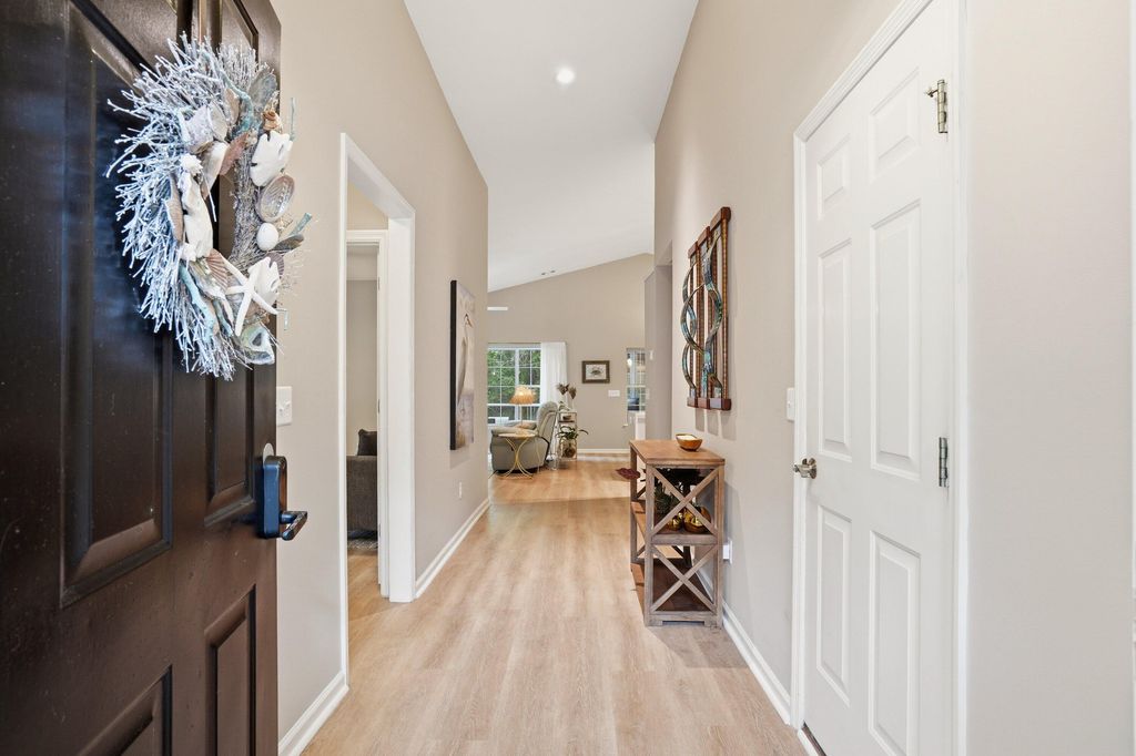 Photo of 1116 Old Course Lane, Mount Pleasant, SC 29466 (MLS # 26017055)