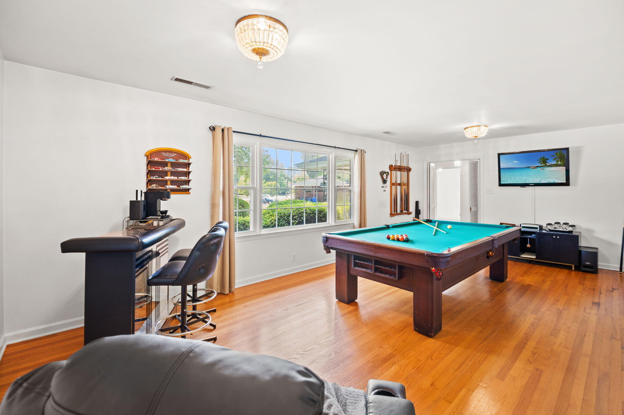 2203 Glendale Drive