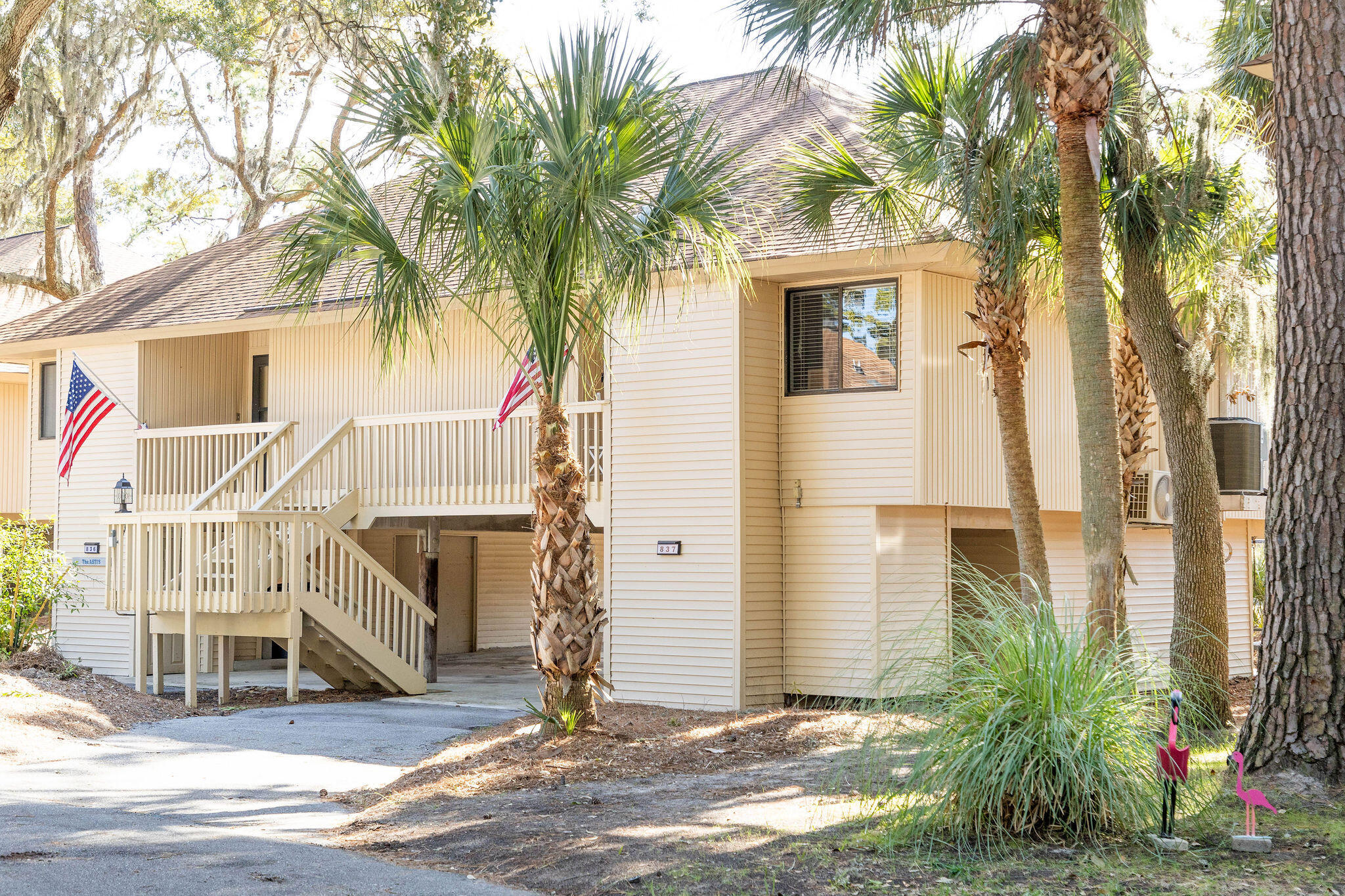 837 Club Cottage Road