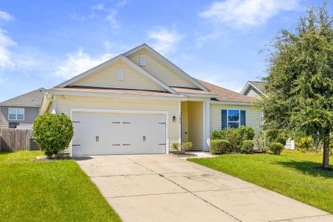Photo of 7815 Jean Rebault Drive, North Charleston, SC 29420 (MLS # 26026169)