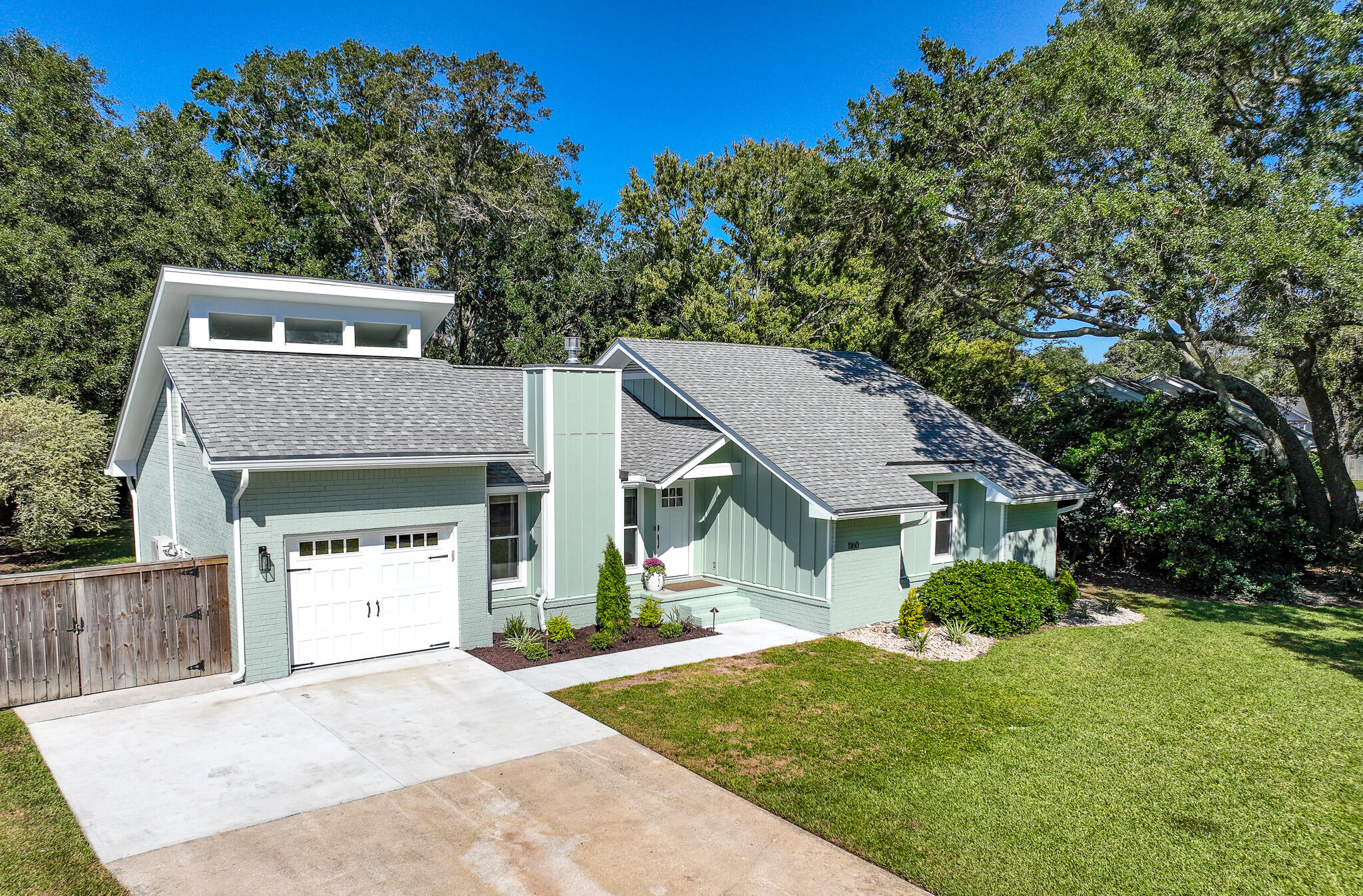 1160 Island View Drive