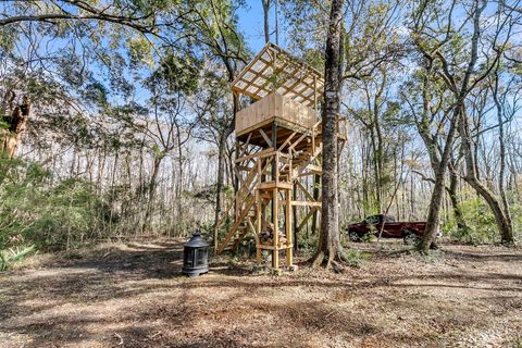 5219 Maybank Highway Wadmalaw Island SC 29487