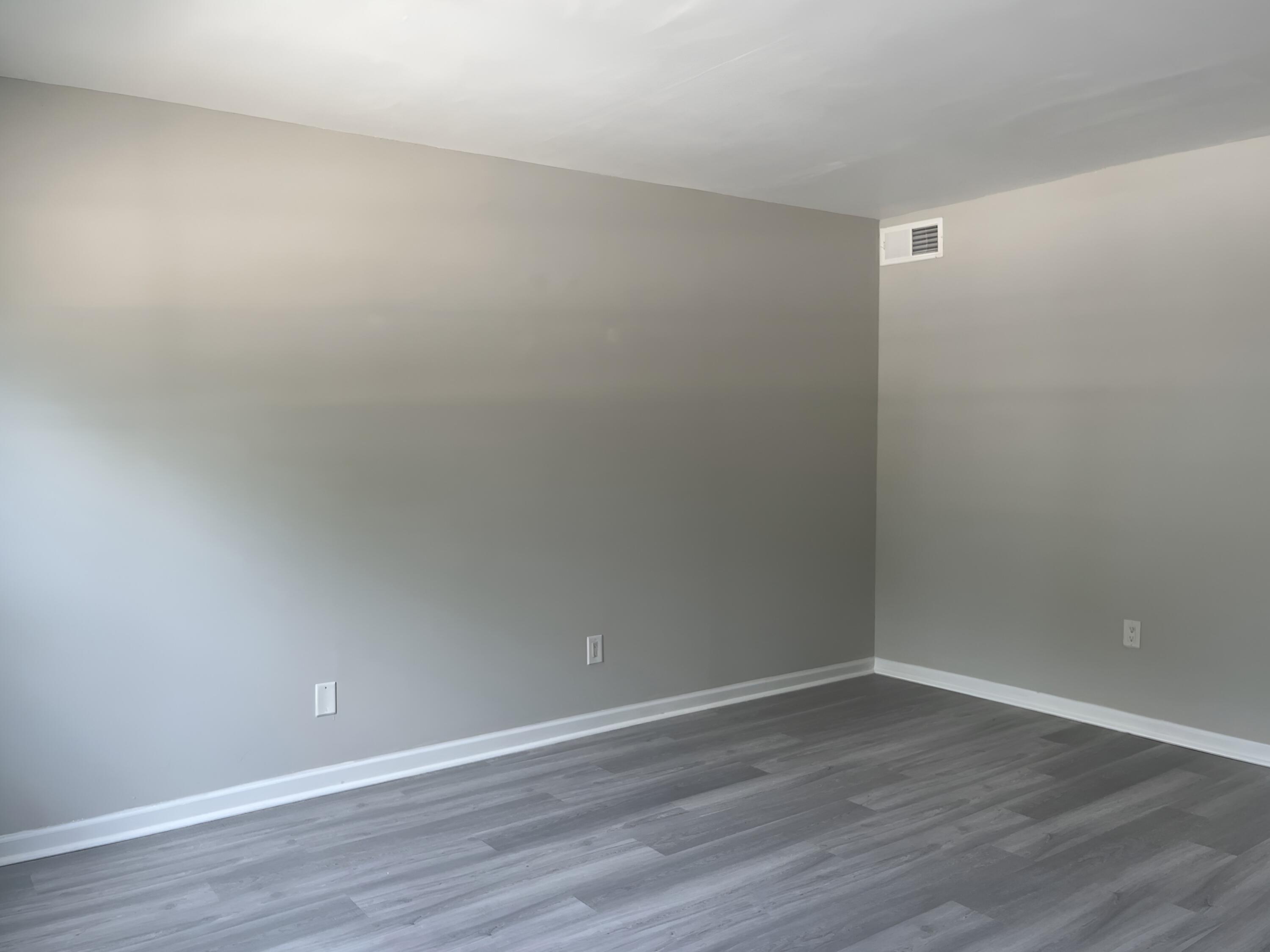 519 Parkdale Drive Apt J