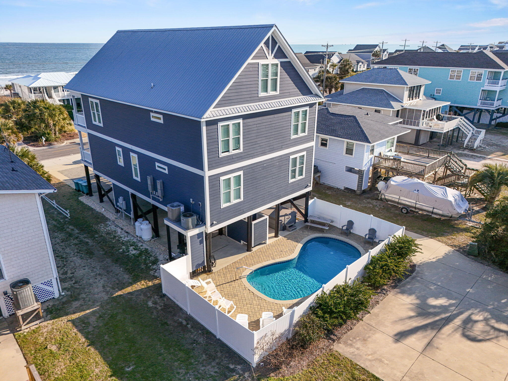 878 S Waccamaw Drive