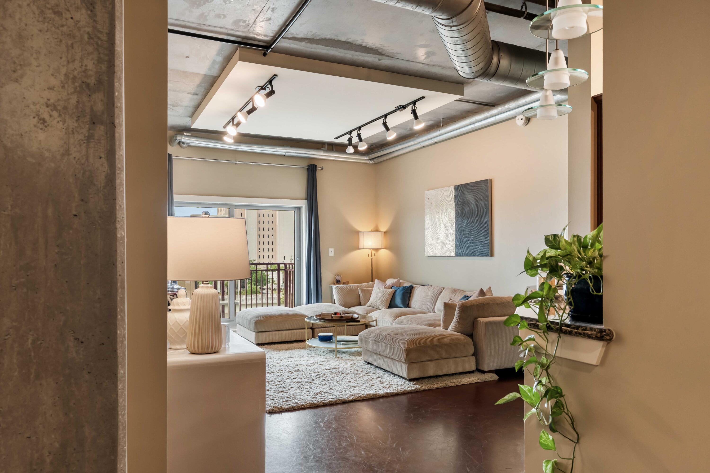 150 Bee Street 507