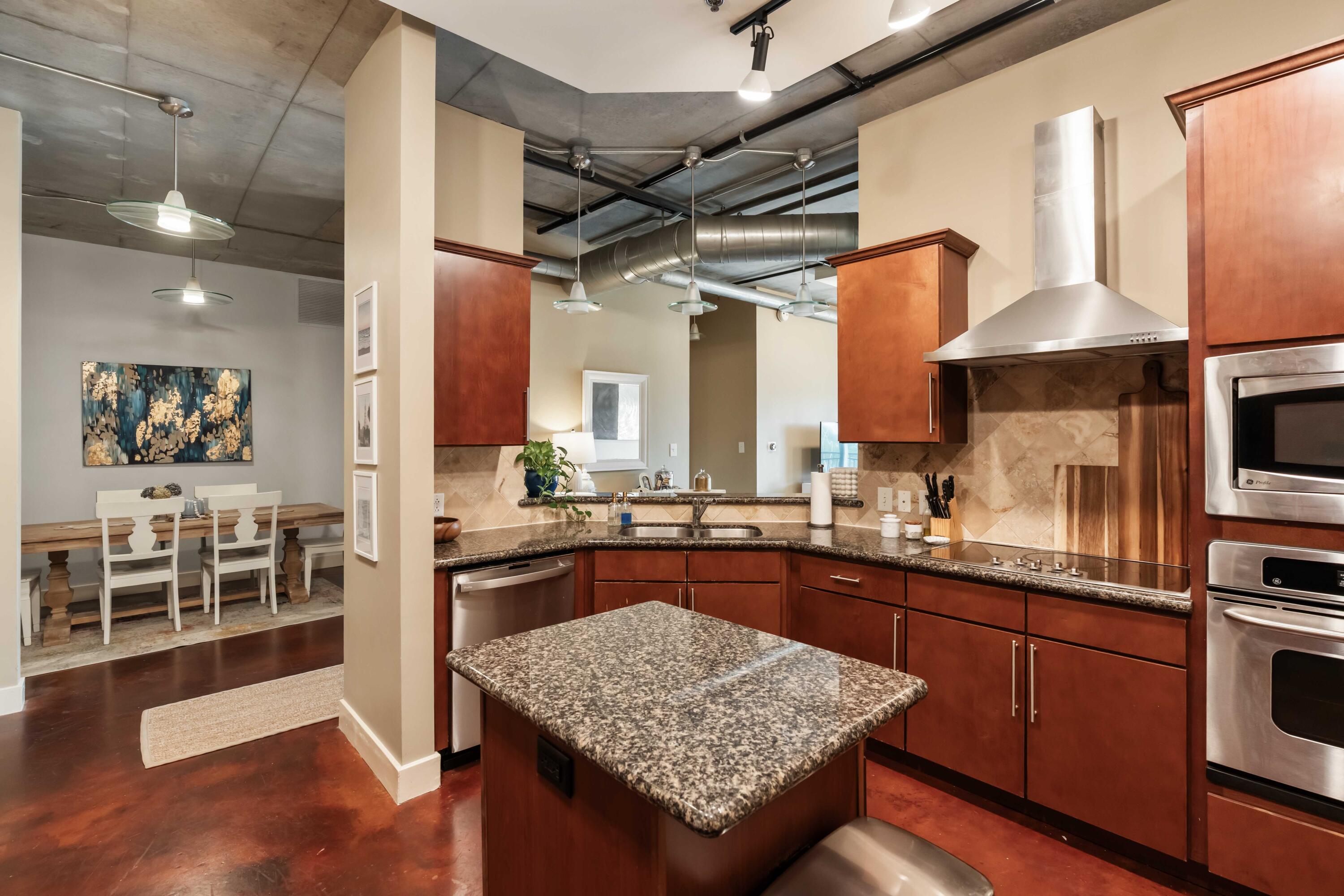 150 Bee Street 507