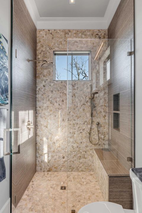 listing image 80