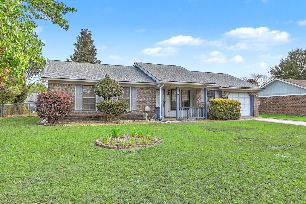 Photo of 7744 Rosin Drive, North Charleston, SC 29418 (MLS # 26009363)