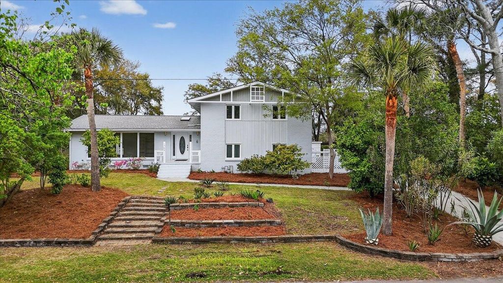 Photo of 1568 Oak Island Drive, Charleston, SC 29412 (MLS # 26008680)