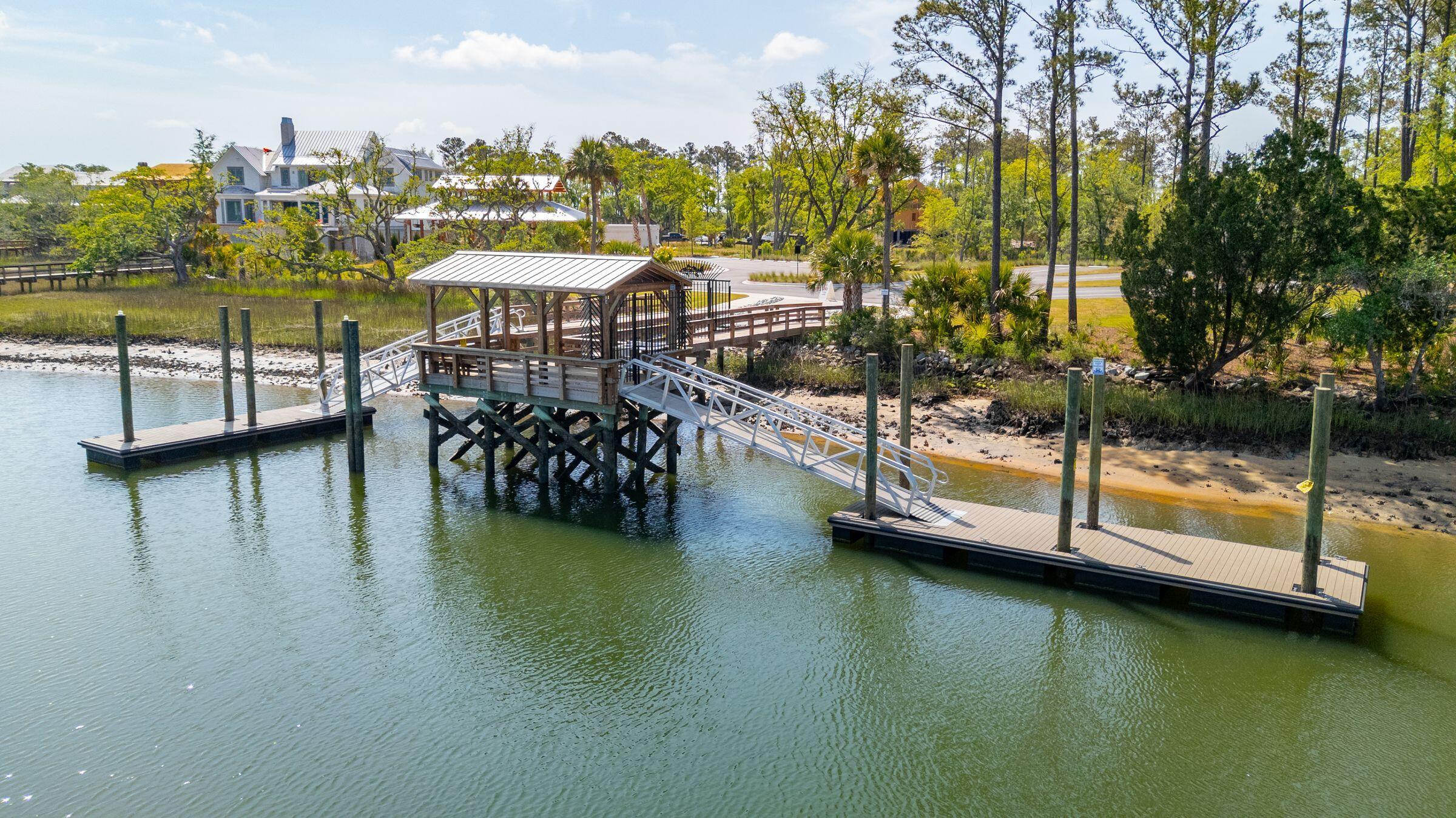 Charleston, South Carolina 29492, United States, ,Land,Active,211886