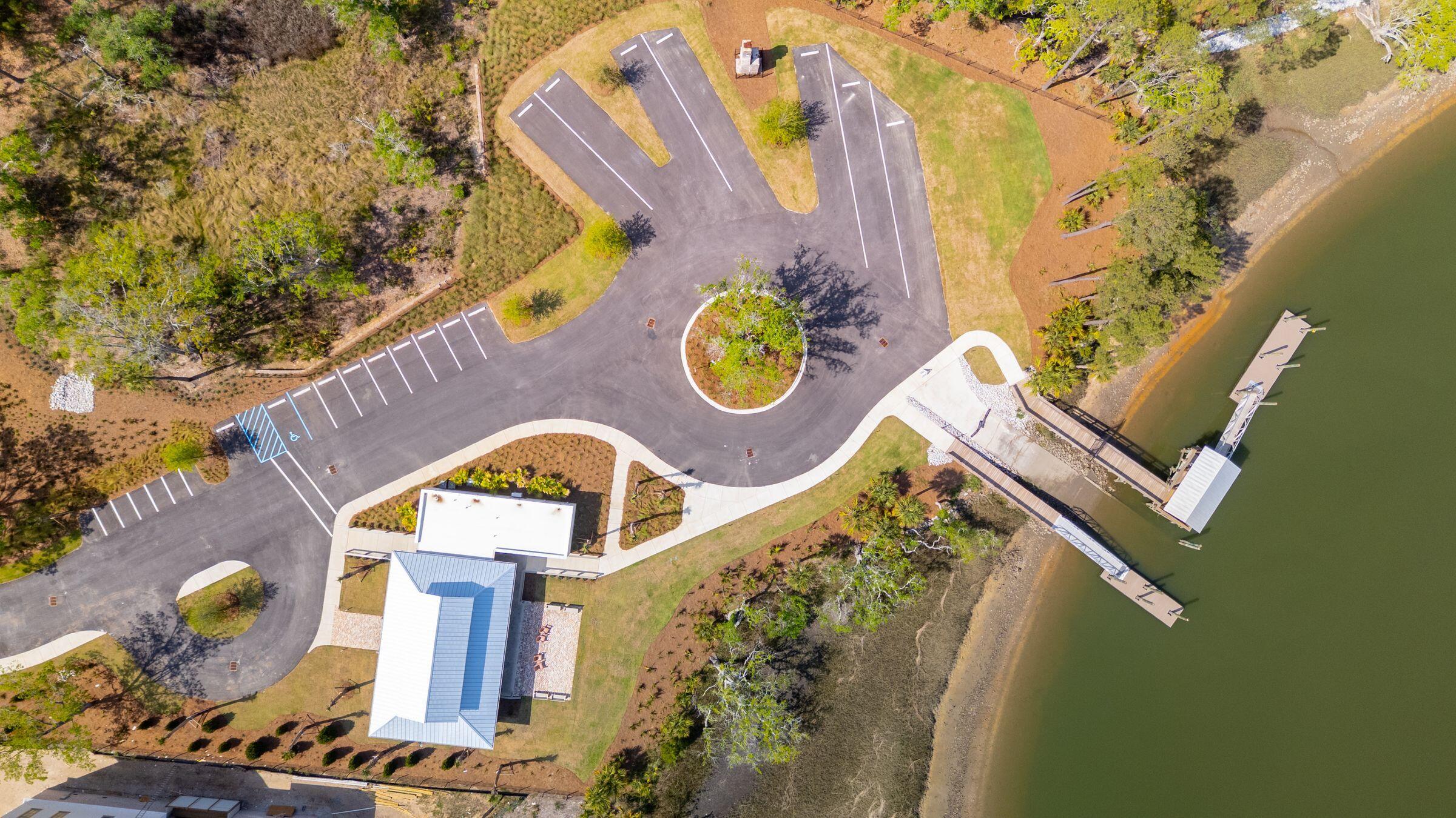 Charleston, South Carolina 29492, United States, ,Land,Active,211886