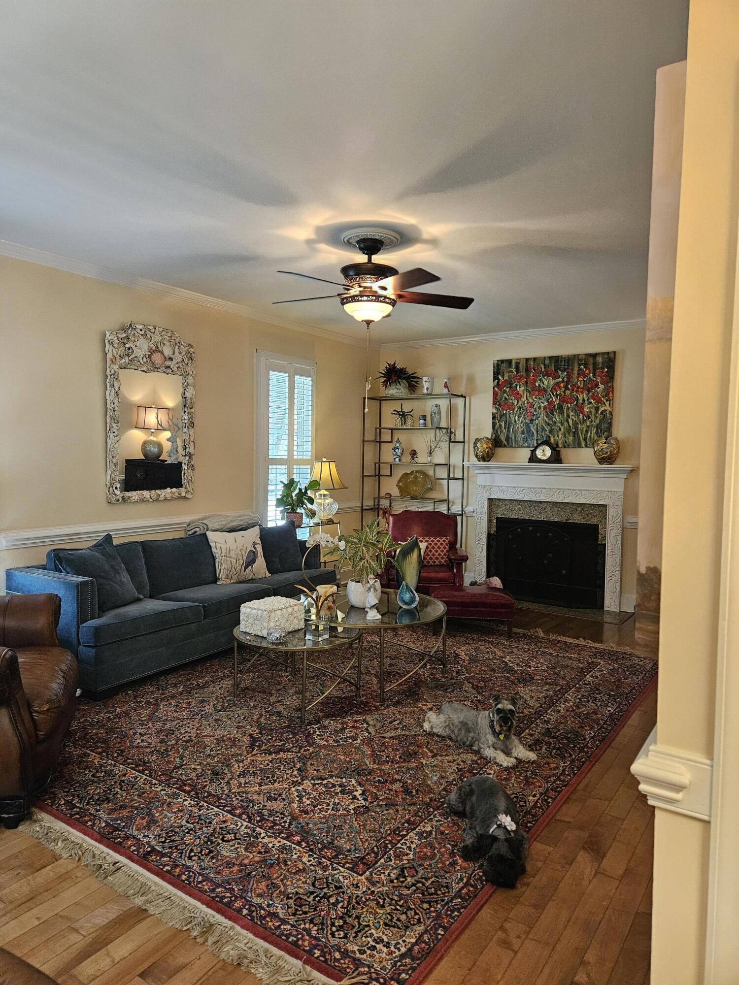1050 Loyalist Lane