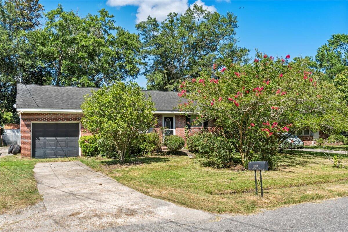 5810 Chaucer Drive
