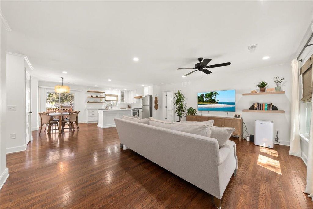 Photo of 206 Freeman Street, Mount Pleasant, SC 29464 (MLS # 26006537)