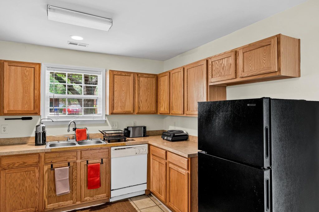 Photo of 2919 Fernwood Drive, North Charleston, SC 29406 (MLS # 26009605)