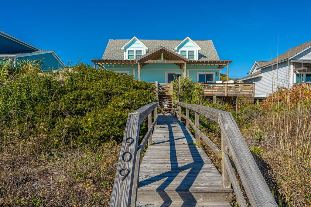 Photo of 909 E Arctic Avenue, Folly Beach, SC 29439 (MLS # 25032683)