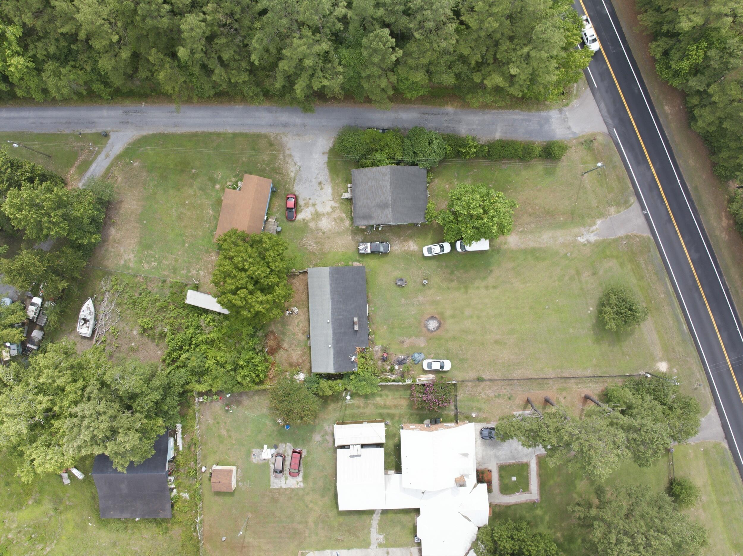 208 Rae Lane