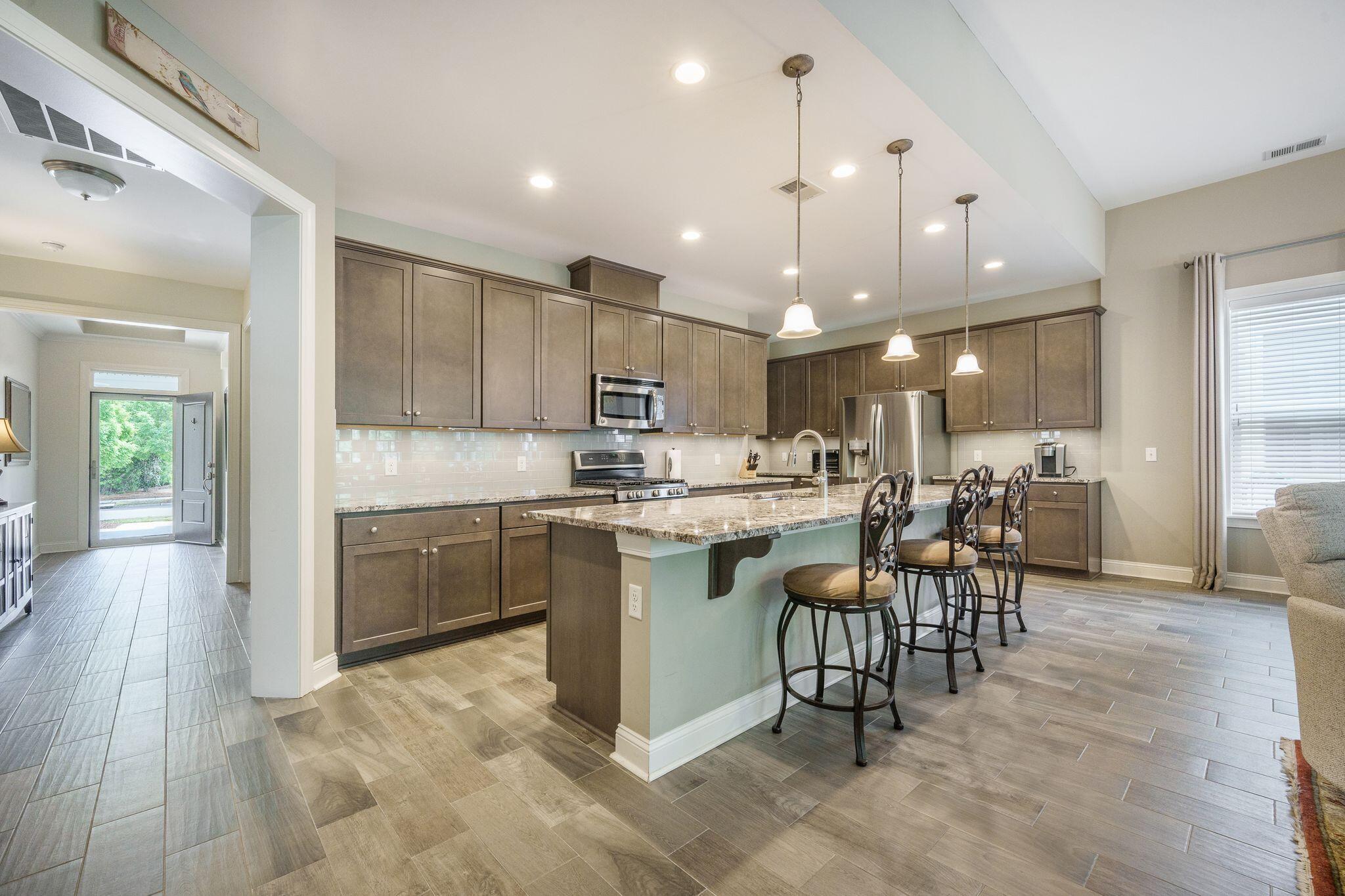 3006 Cross Vine Lane