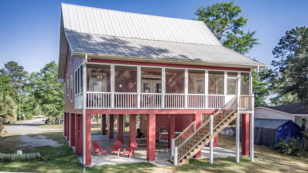 Photo of 1296 Levi Street, Manning, SC 29102 (MLS # 26012087)