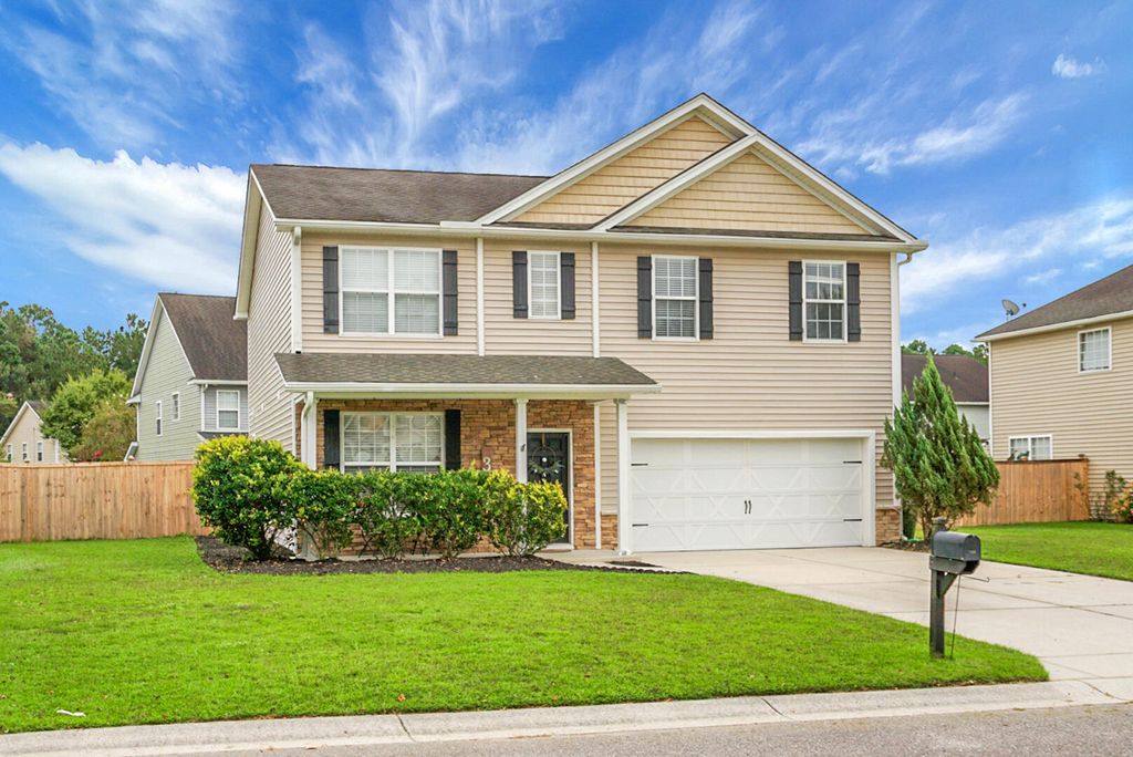 Photo of 304 Sabal Palmetto Court, Moncks Corner, SC 29461 (MLS # 25025178)