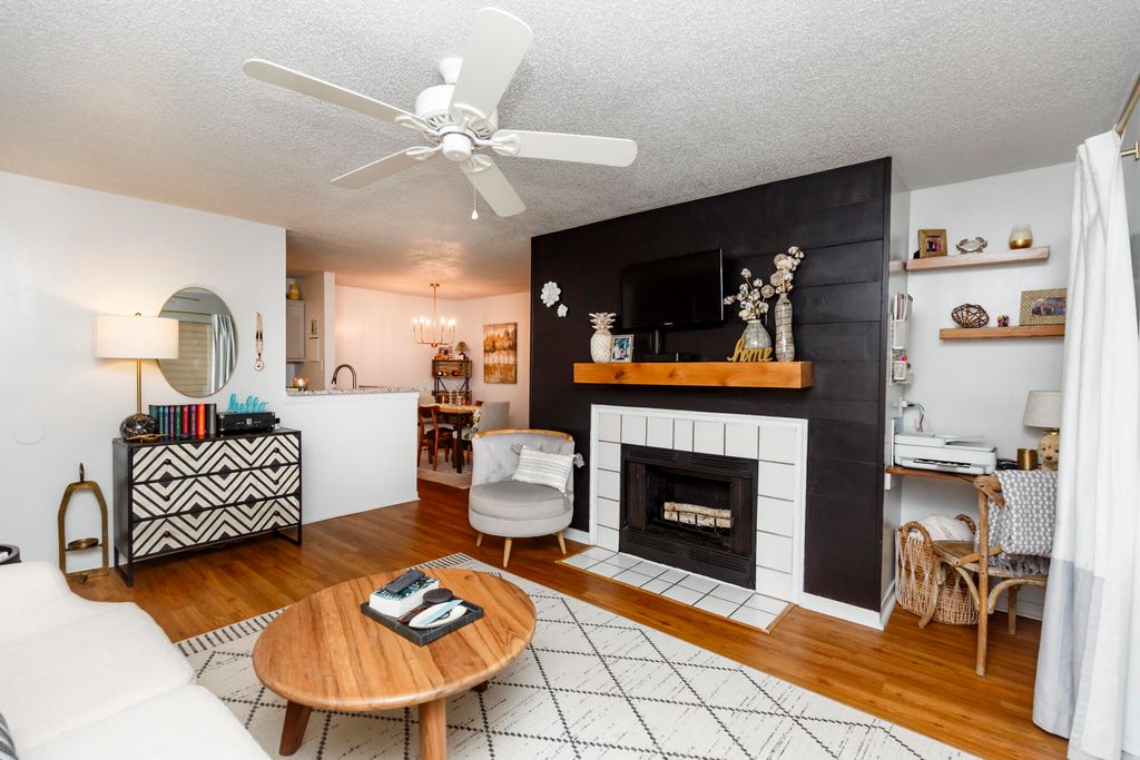 Photo of 2011 N Highway 17 #Unit 1600g, Mount Pleasant, SC 29466 (MLS # 26008828)