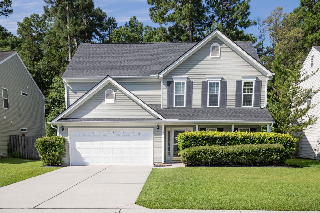 Photo of 3413 Kirkwall Drive, Summerville, SC 29485 (MLS # 26019449)