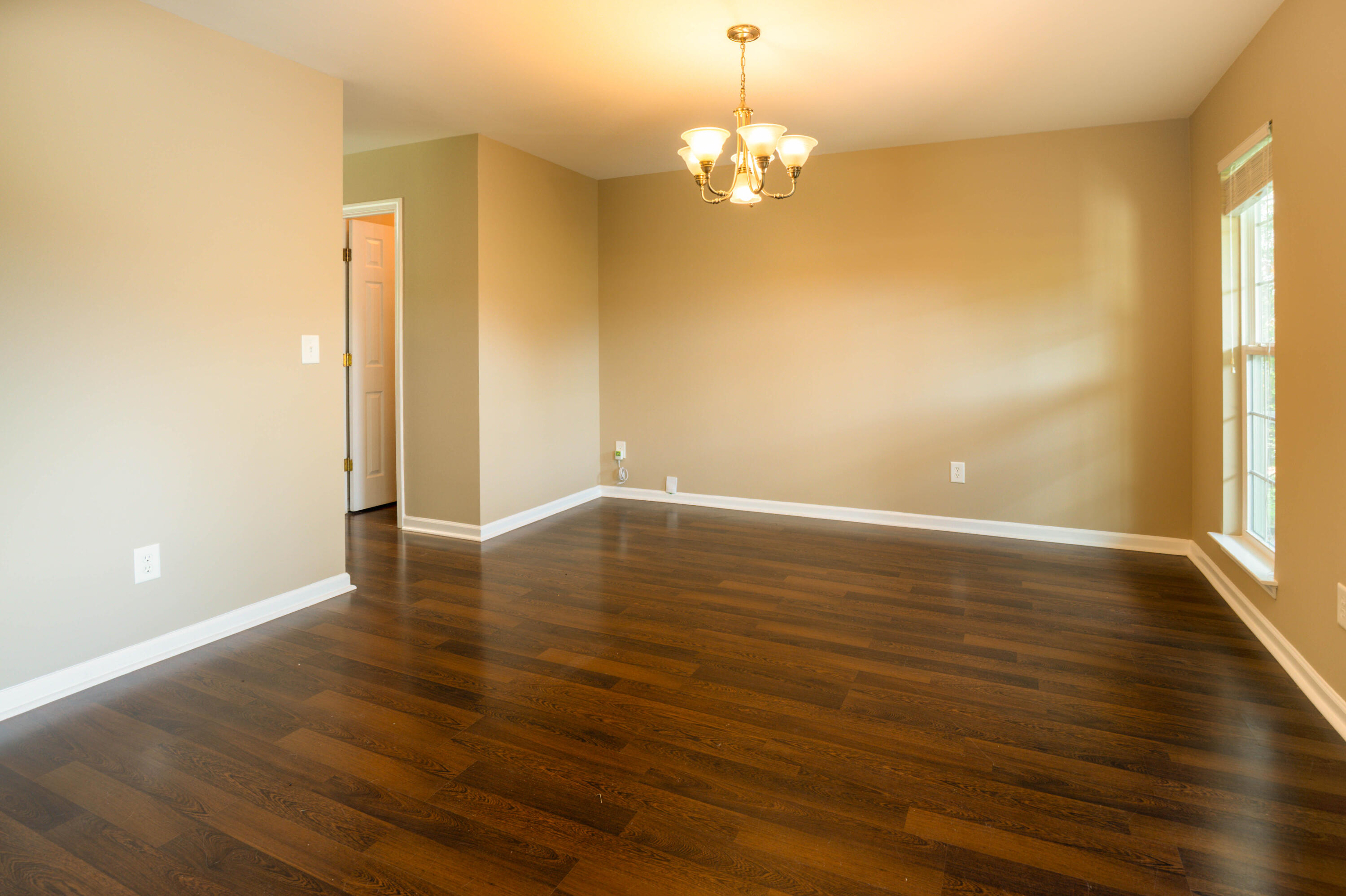 3413 Kirkwall Drive