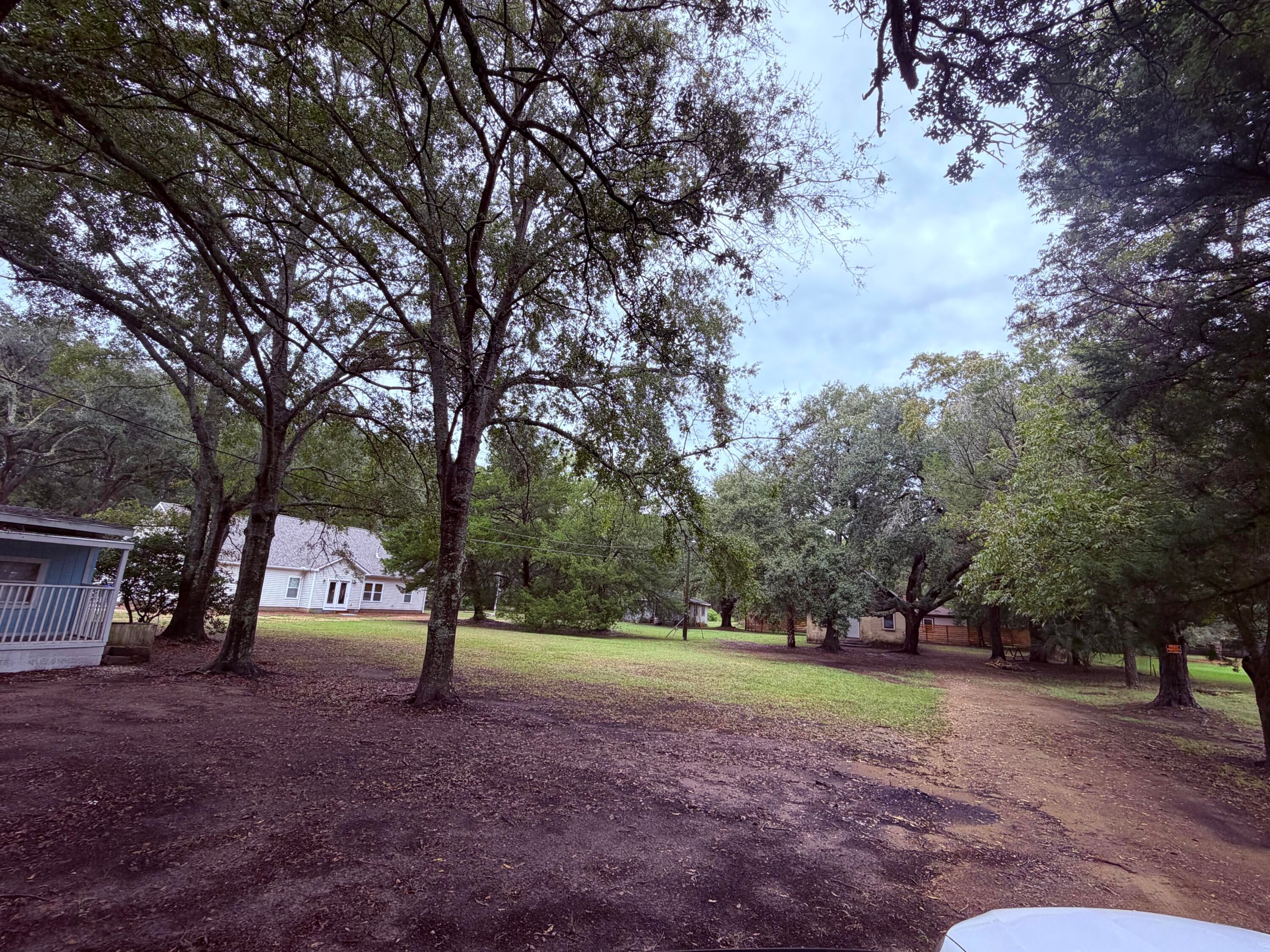 1725 Cuffy Lane