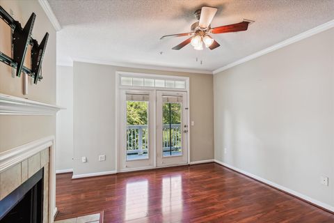 Condominium in Charleston SC 45 Sycamore Avenue Apt 322 Avenue 5.jpg