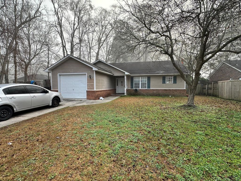 Photo of 97 Four Iron Court, Summerville, SC 29483 (MLS # 26001473)