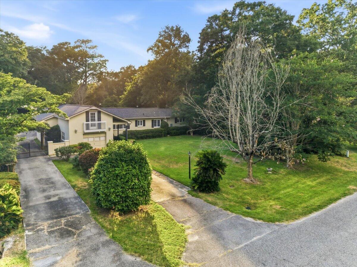 1022 Lepley Road