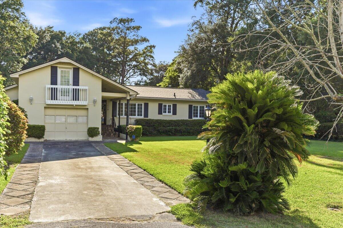 1022 Lepley Road