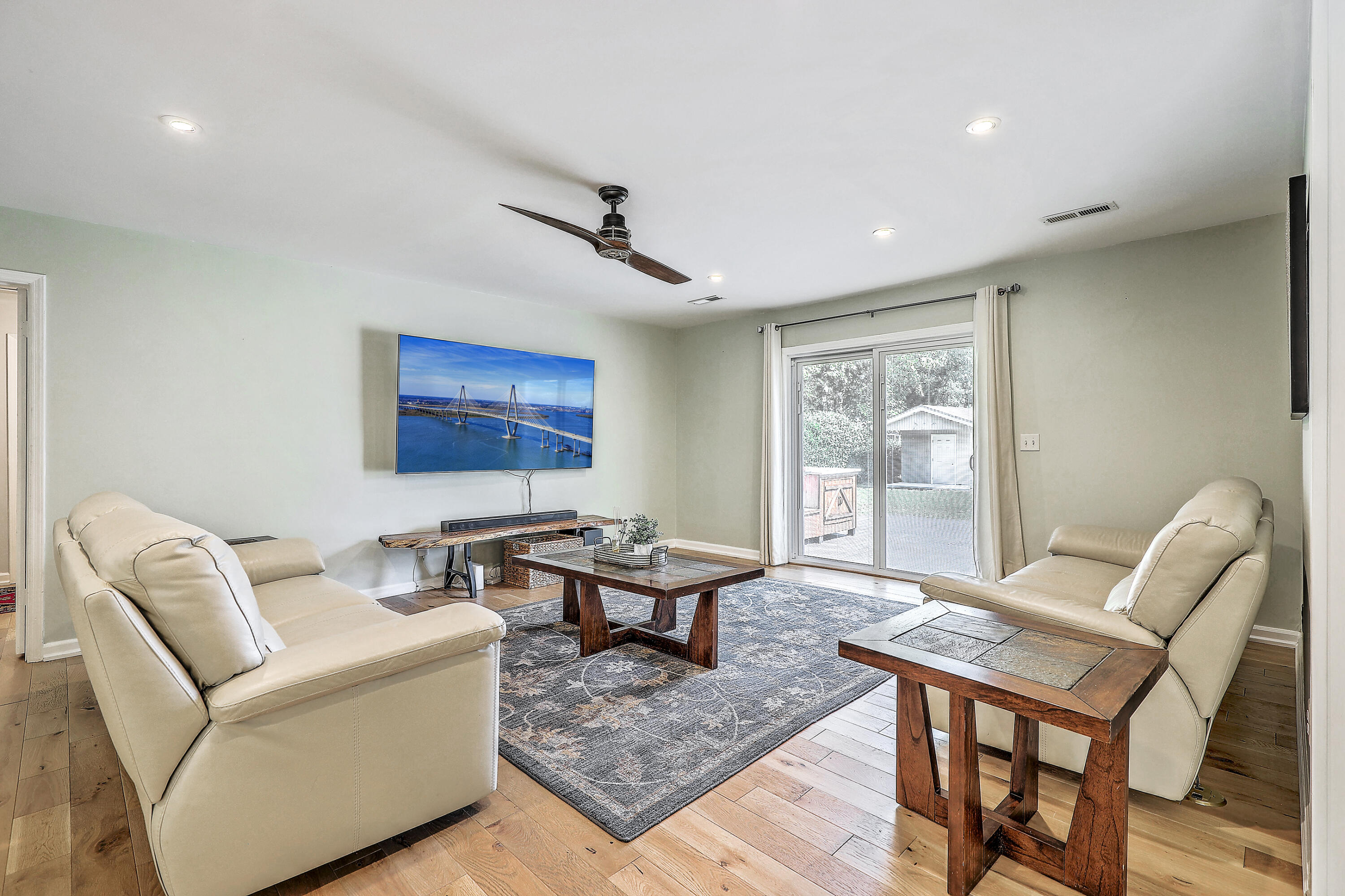 1288 Old Colony Road