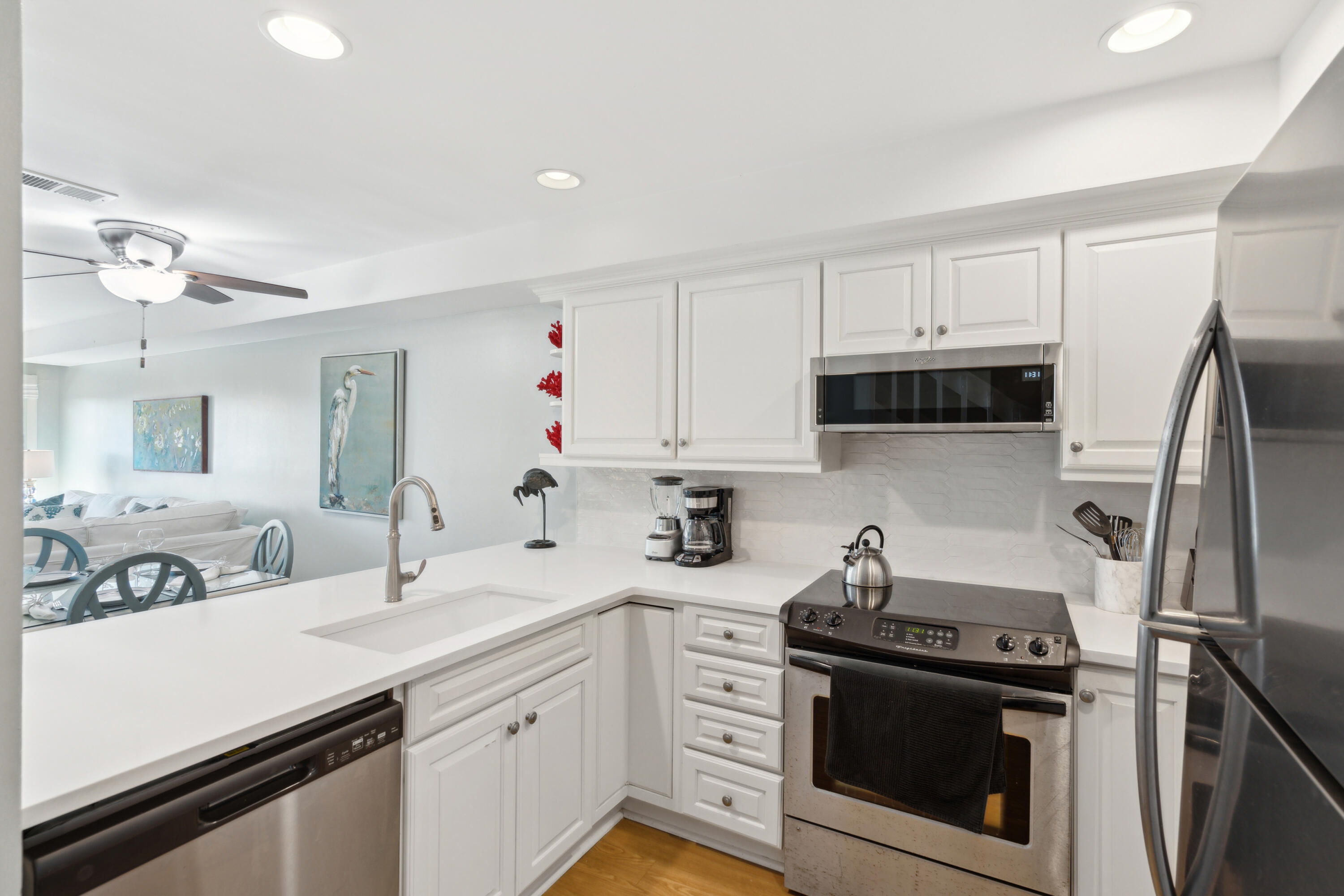 7000 Palmetto Drive 3f
