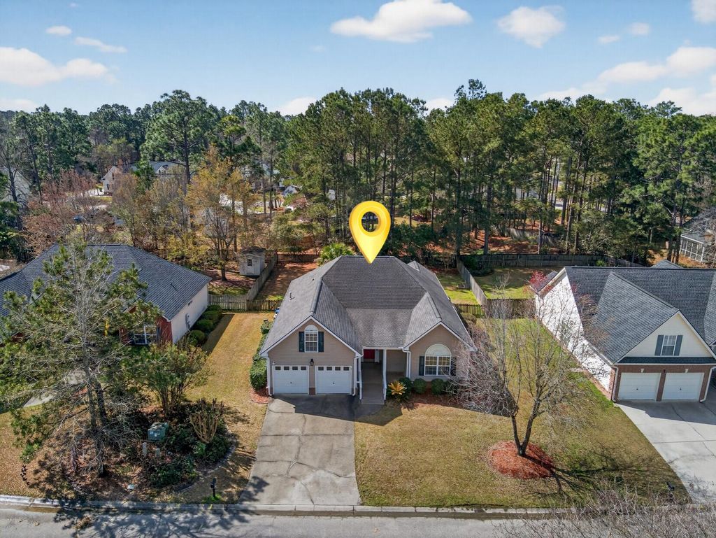 Photo of 18 Muirfield Village Court, Summerville, SC 29483 (MLS # 26006822)